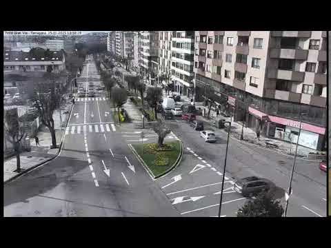 Live Webcam Avenida da Gran Via Traffic, Vigo, Spain