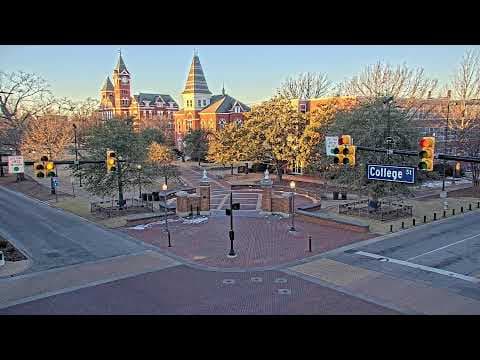 Toomer's Oaks, Auburn city, USA Live HD Webcam
