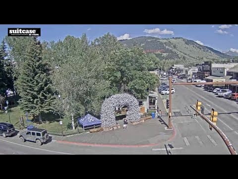 Jackson Town Square Shoot Out Live Webcam Stream, Wyoming