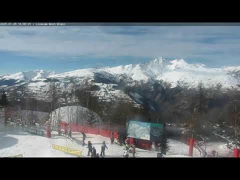 HD Live Streaming webcam in Arc 1600 Village, Les Arcs, France