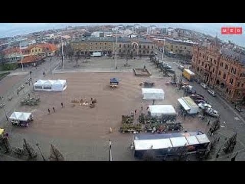 Live HD webcam located in the Varberg Square, Sweden