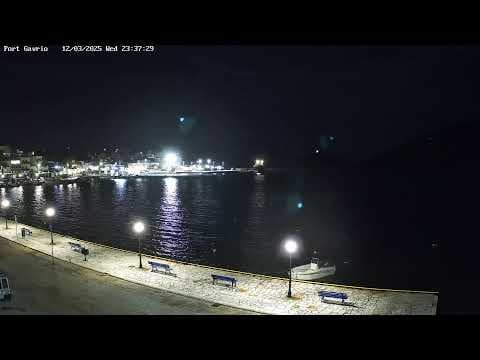 Live streaming HD webcam of Gavrio Port, Greece