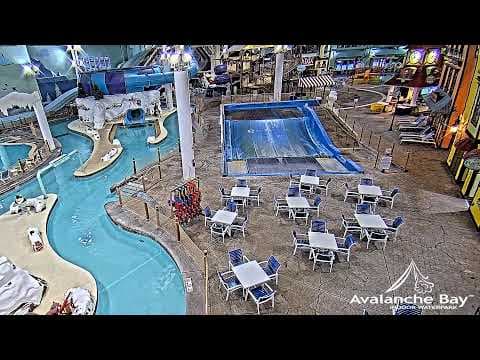 Avalanche Bay, Waterpark Live streaming HD Webcam, USA