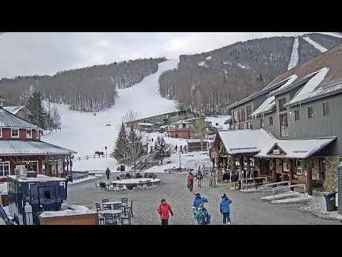Live Webcam Gate House Plaza Sugarbush, Vermont, USA