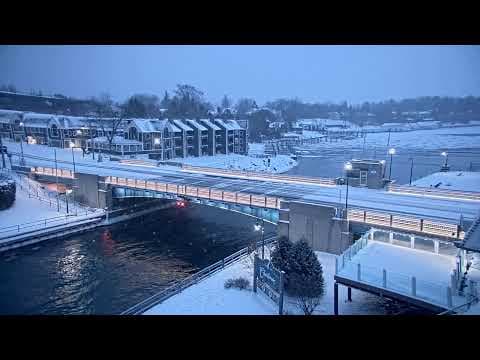 US 31�Island Lake Outlet Bridge, Charlevoix HD Live Cam, USA